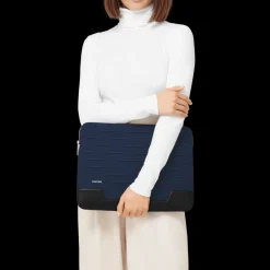 RIMOWA Flat Pouch* Hand Carry